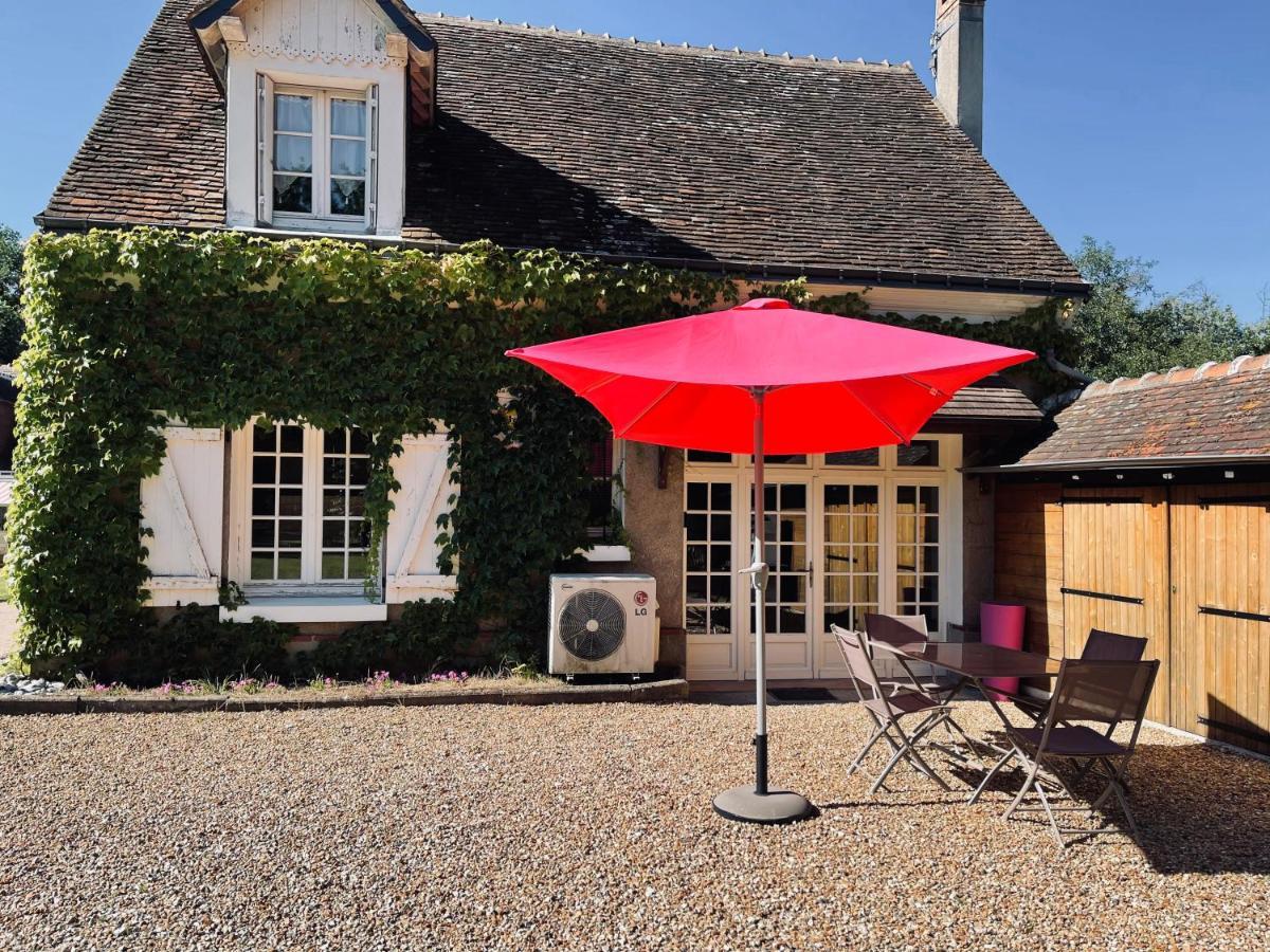 Gite La Paheserie Esvres Exterior photo